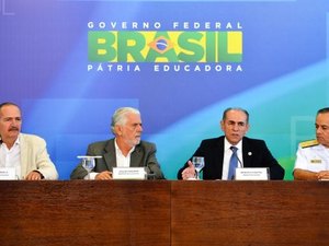 Governo estuda multa para quem mantiver focos de Aedes aegypti em casa