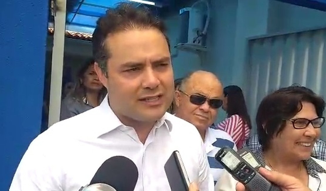 Governador afirma que fará concurso da Polícia Militar no 2º semestre deste ano