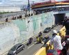 Mulher cai de viaduto e atinge motociclista no bairro do Jacintinho, em Maceió