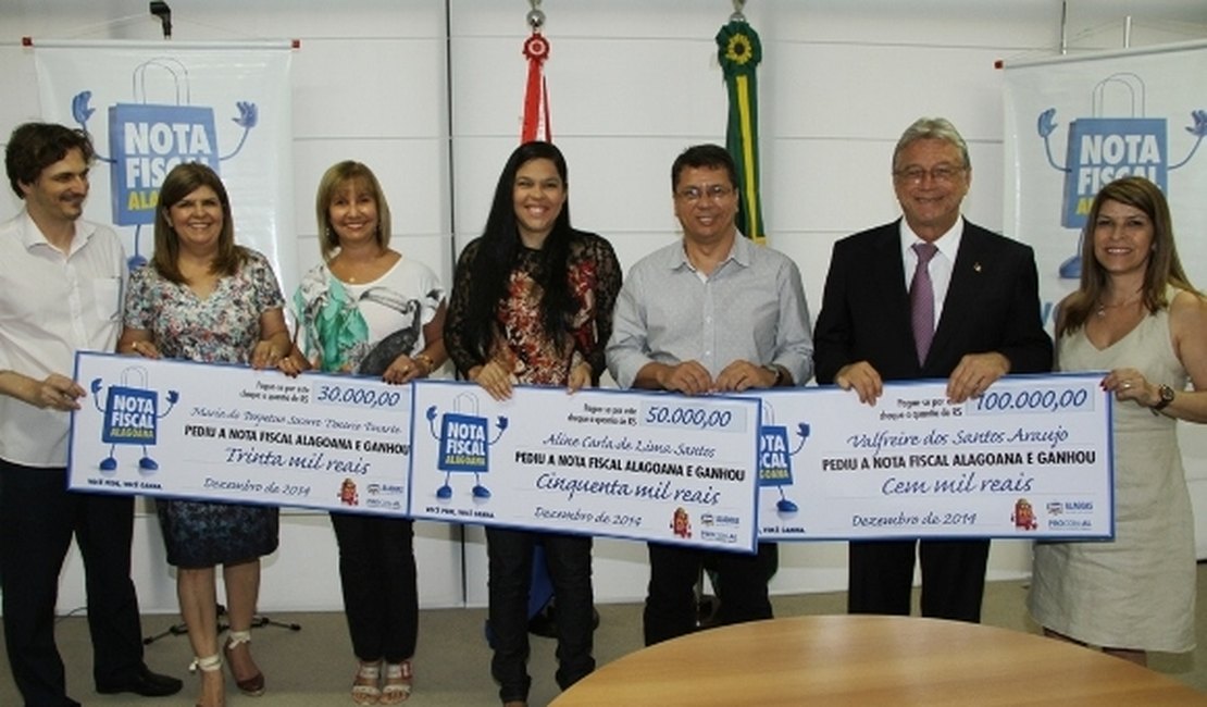 Governador entrega premiação principal do Programa Nota Fiscal Alagoana