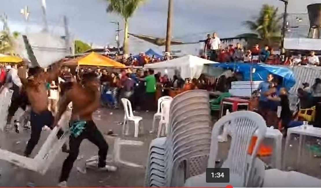 [Vídeo] Nova confusão durante Festa de Bom Jesus dos Navegantes