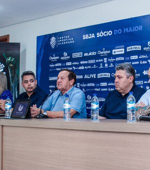 Presidente do CSA confirma saída de Alarcon Pacheco e permanência de Marlon Araújo