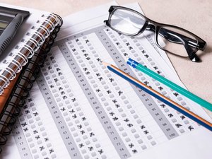 Governo institui comissões para avançar em concursos da Uncisal e do Detran