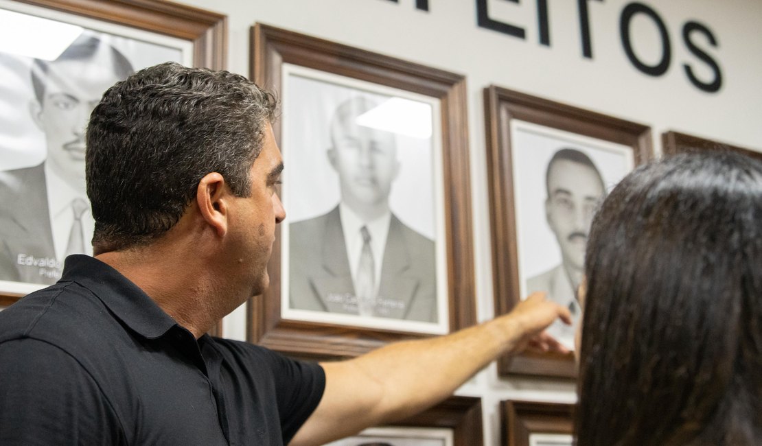 Após muitos anos fechada, Prefeitura de Maragogi reabre as portas com sede totalmente reformada