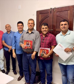 Prefeito Bebeto Barros firma parceria com Banco do Nordeste em Girau do Ponciano