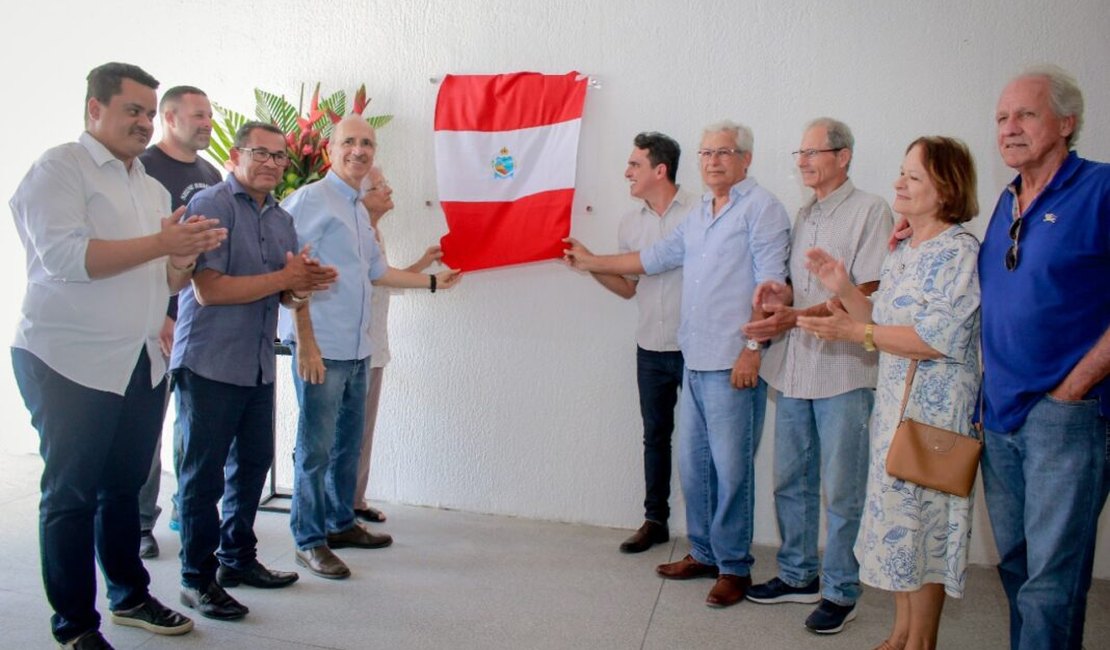 Escola da zona rural de Penedo é reconstruída, modernizada e ganha quadra poliesportiva coberta