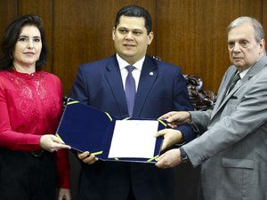 Relatório da Previdência suprime BPC e aposentadorias especiais