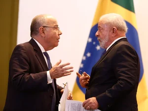 Brasil diz que investigação dos EUA é 'arbitrária' e tarifa viola OMC