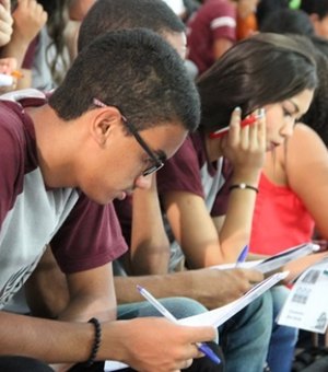 Escolas estaduais intensificam preparativos para o Enem