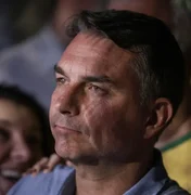 Mendonça multa Flávio por impulsionar post negativo contra Lula