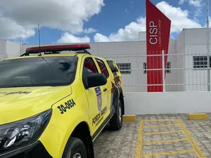 Após perseguição policial, motociclista cai da moto em Lagoa da Canoa