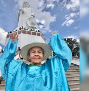 Aos 84 anos, idosa visita Juazeiro pela 1ª vez e agradece a Marcelo Melo pela romaria