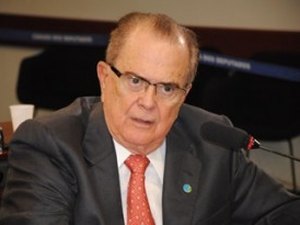 Na UTI, quadro de saúde do usineiro e ex-deputado João Lyra se agrava