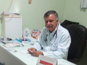 Com covid-19, o cardiologista Aliomar Lins segue internado em Maceió