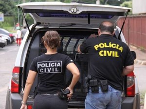 PC paralisa atividades por 24h em protesto contra congelamento de salários
