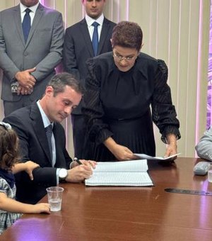 Ex-deputado Bruno Toledo é empossado conselheiro do Tribunal de Contas de AL