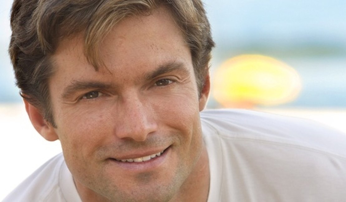 Aos 42 anos, Claudio Heinrich anuncia que será pai pela primeira vez