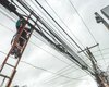 Prefeitura intensifica fiscalização contra instalação irregular de fiações e cabos em postes