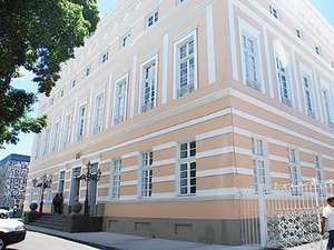 Parecer estabelece auxílio-moradia para magistrados com despesa anual de R$ 7 milhões