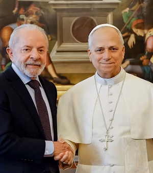 Lula se encontra com papa Leão XIV no Vaticano