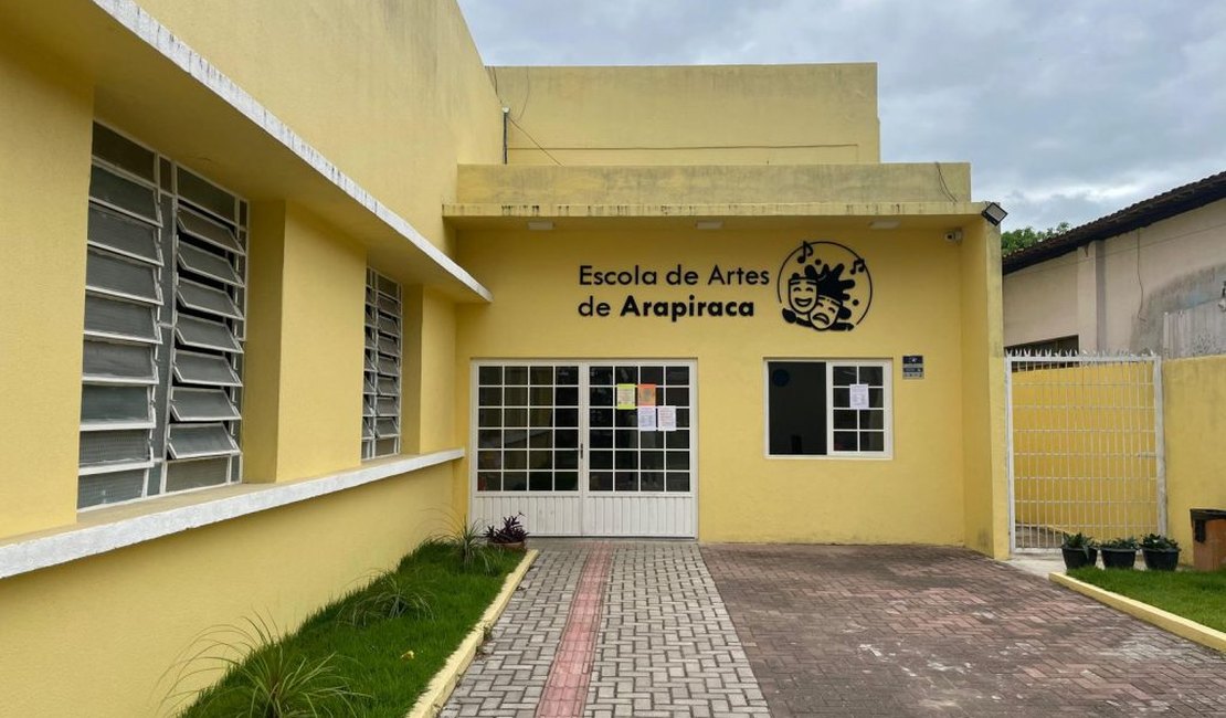 Prefeitura e Ifal oferecem vagas em curso de informática básica para alunos da rede municipal