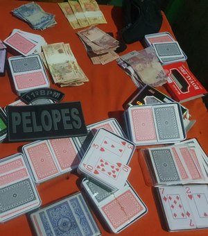 Polícia descobre esconderijo de jogos de azar em Penedo