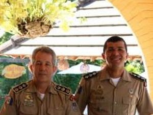 Tenente-coronel e capitão se despedem do comando do 6º BPM
