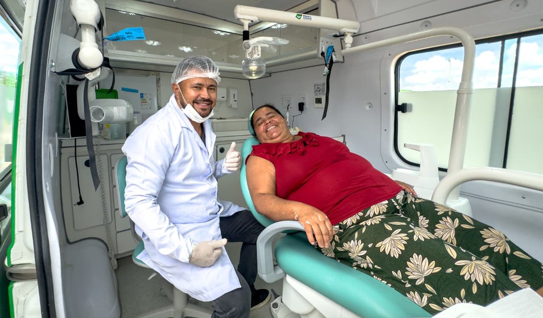 Prefeitura entrega unidade odontológica móvel para comunidades carentes em Girau do Ponciano