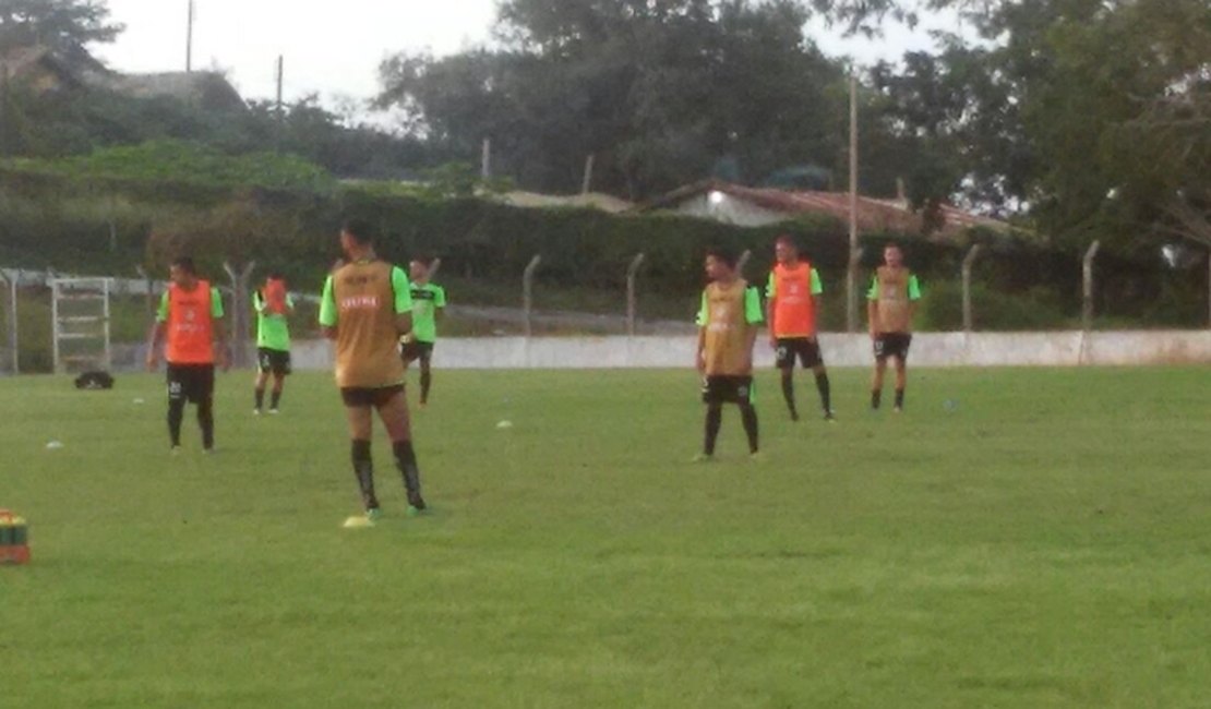Escolinha do Arapiraca/Arasport abre inscrições e equipe se prepara para o sub 17