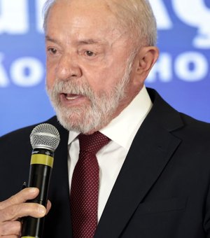 Lula quer incluir inadimplentes do FIES em pacote contra endividamento
