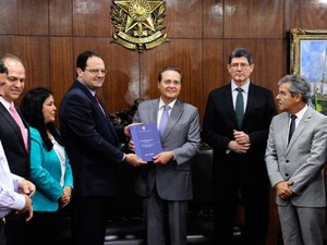 Salário mínimo em 2016 pode aumentar para R$ 865,50