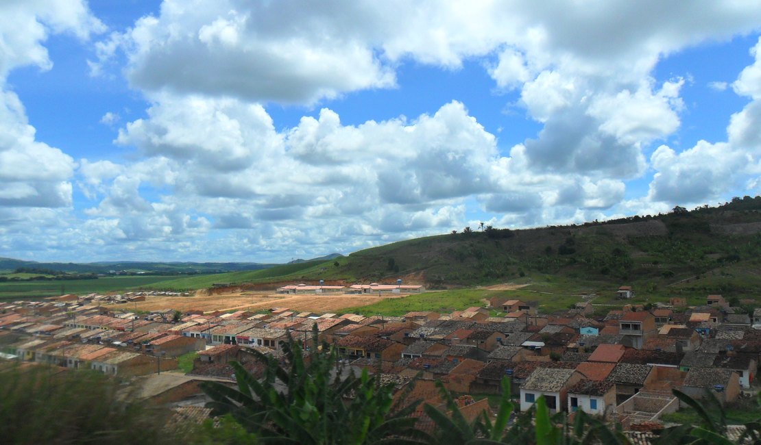 Jovens são detidos com armas e drogas em Matriz de Camaragibe