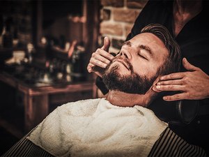 Senac realiza serviços gratuitos de barbearia na unidade Poço