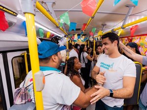 Prefeito JHC anuncia ônibus gratuitos durante São João Massayó