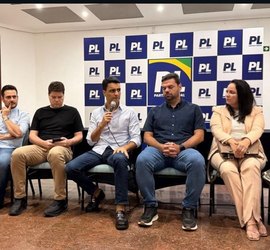 Fabiana e Severino Pessoa participaram de reunião com JHC e comando estadual do PL, em Maceió