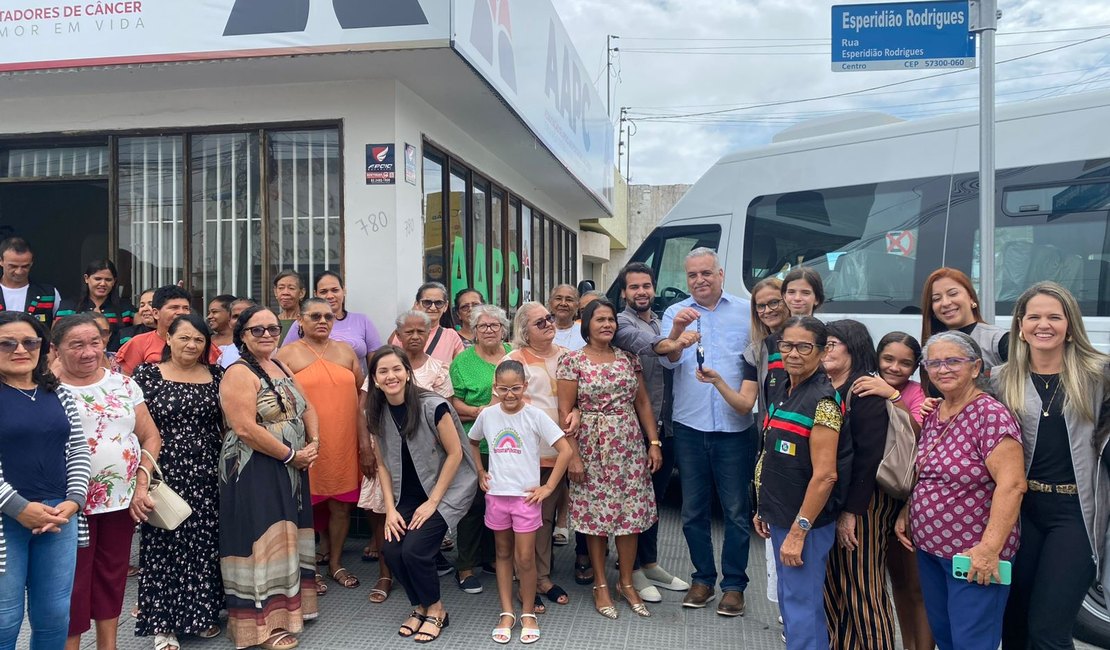 Com emenda de Alfredo Gaspar, associação de Arapiraca reforça atendimento a pacientes com câncer