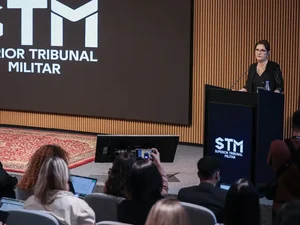 STM recebe pedido de perda de patente de Bolsonaro e mais 4 oficiais