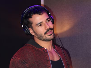 Mateus, do BBB 25, investe na carreira de cantor com projeto de covers e almeja feat com Anitta: 'Um sonho'
