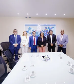 Prefeita Tia Júlia faz visita de cortesia ao Ministério Público em Maceió