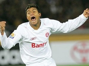 Adriano Gabiru se assusta com notícia da própria morte: 'É sacanagem'