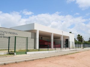 Ifal divulga vagas para professores em Maragogi e em mais seis campi de AL