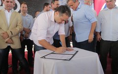 Governo de Alagoas inaugura rodovia e entrega cestas nutricionais em Craíbas