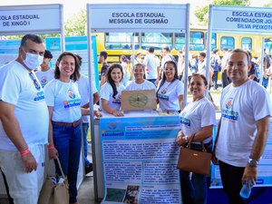 Escolas estaduais apresentam 60 projetos científicos em Porto Calvo e Penedo