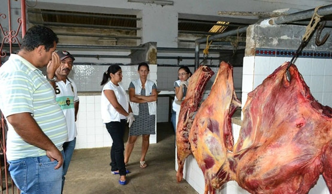 Ao sair da feira, marchante tem R$ 15 mil roubados, em Arapiraca