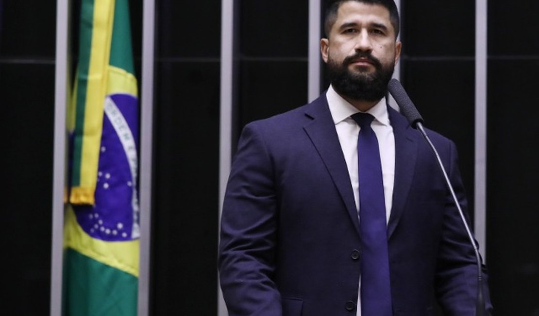 Deputado Fabio Costa condena ações de delegado que investigava caso Kleber Malaquias e diz não temer ameaças