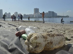 Petrobras desenvolve tecnologia para desintegrar garrafas PET