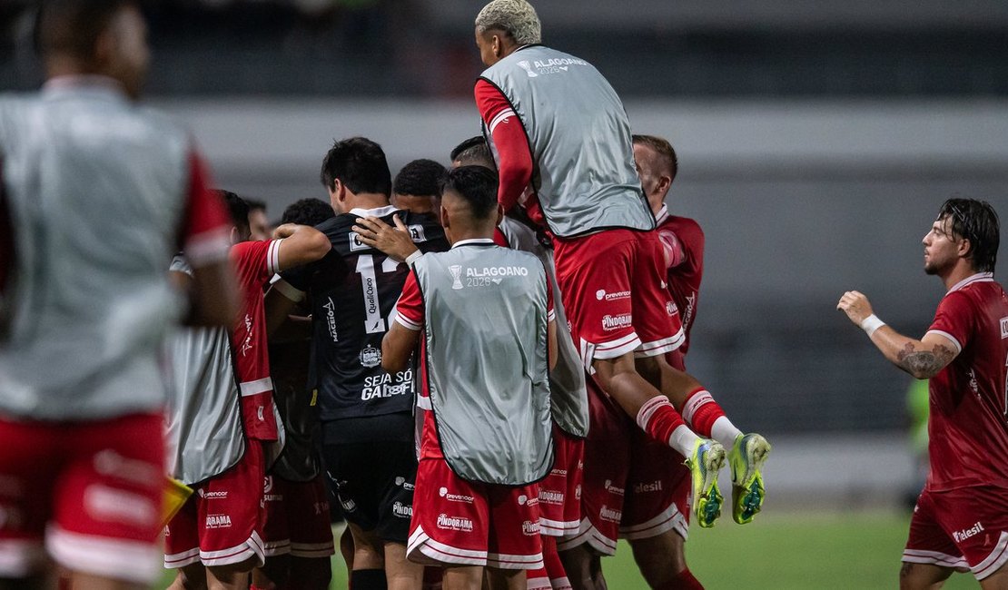 CRB reage no Rei Pelé, vira sobre o Murici e retoma vice-liderança do Alagoano