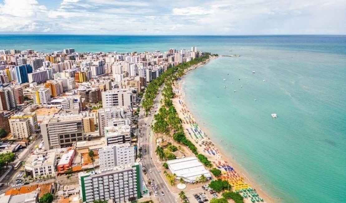 Maceió ocupa a 5ª posição no ranking para o feriado de Tiradentes, aponta Kayak