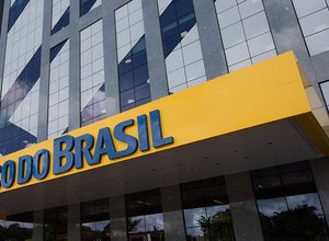 Banco do Brasil abre vagas para AL em concurso, com salário inicial de R$ 3.022
