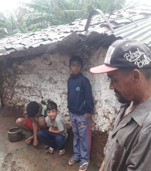 22 casas de taipa correm risco de desabamento em Aldeia de Palmeira e comunidade pede socorro
